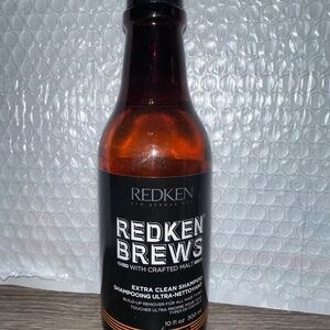 Redken Brews Extra Clean Shampoo men barber